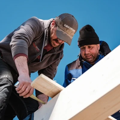 seyfried-tramdecke-arbeiter-abstaende-kontrollieren seyfried-tramdecke-arbeiter-abstaende-kontrollieren